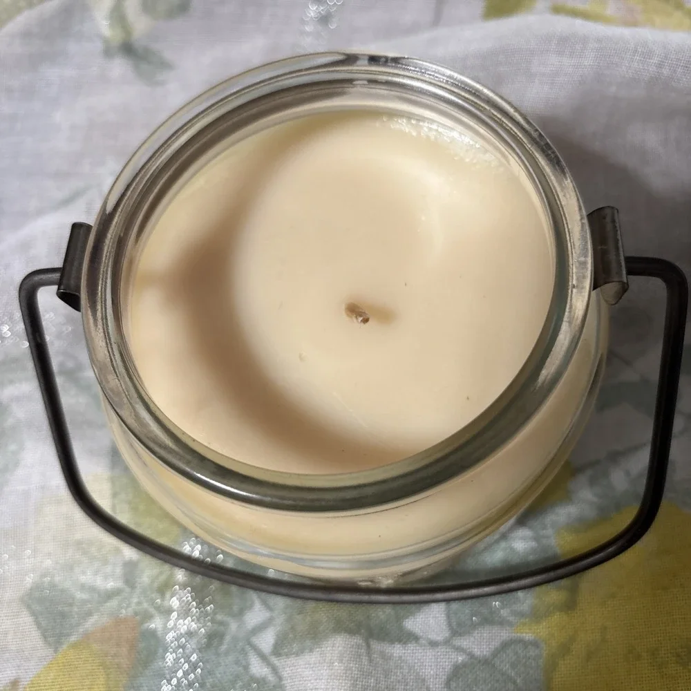 NEW Paula Deen Crème Brûlée Scented Candle Single Wick 8 OZ Label Missing‎